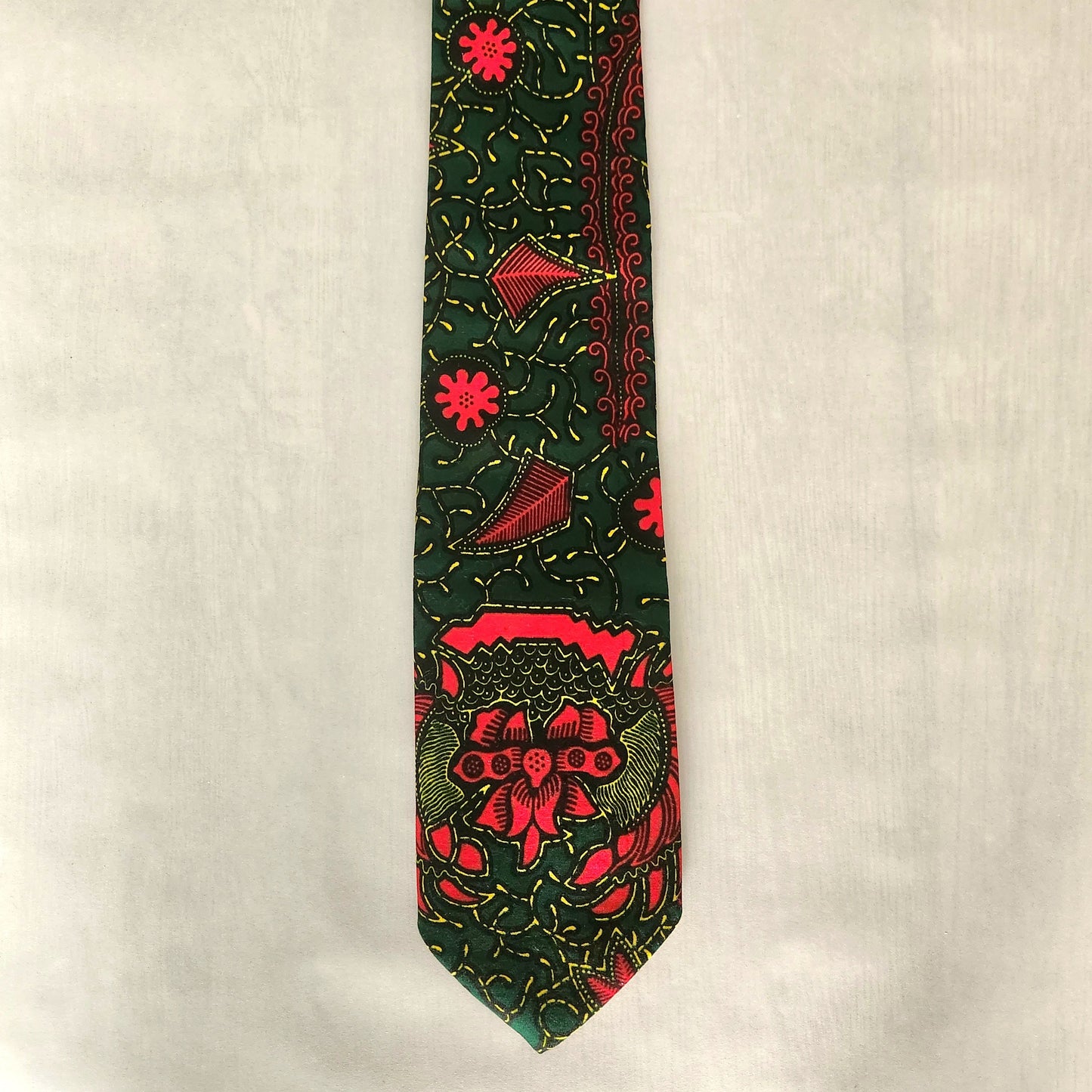 Zinnia Necktie